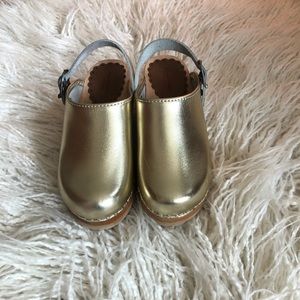 Hanna Andersson clogs